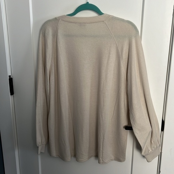 Lucky Brand V Neck Pullover Luxe NWOT - Picture 2 of 8